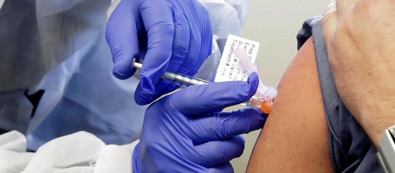 Τι λέει η ασθενής που νόσησε από περικαρδίτιδα μετά το εμβόλιο της Pfizer - «Ήταν σαν έμφραγμα»